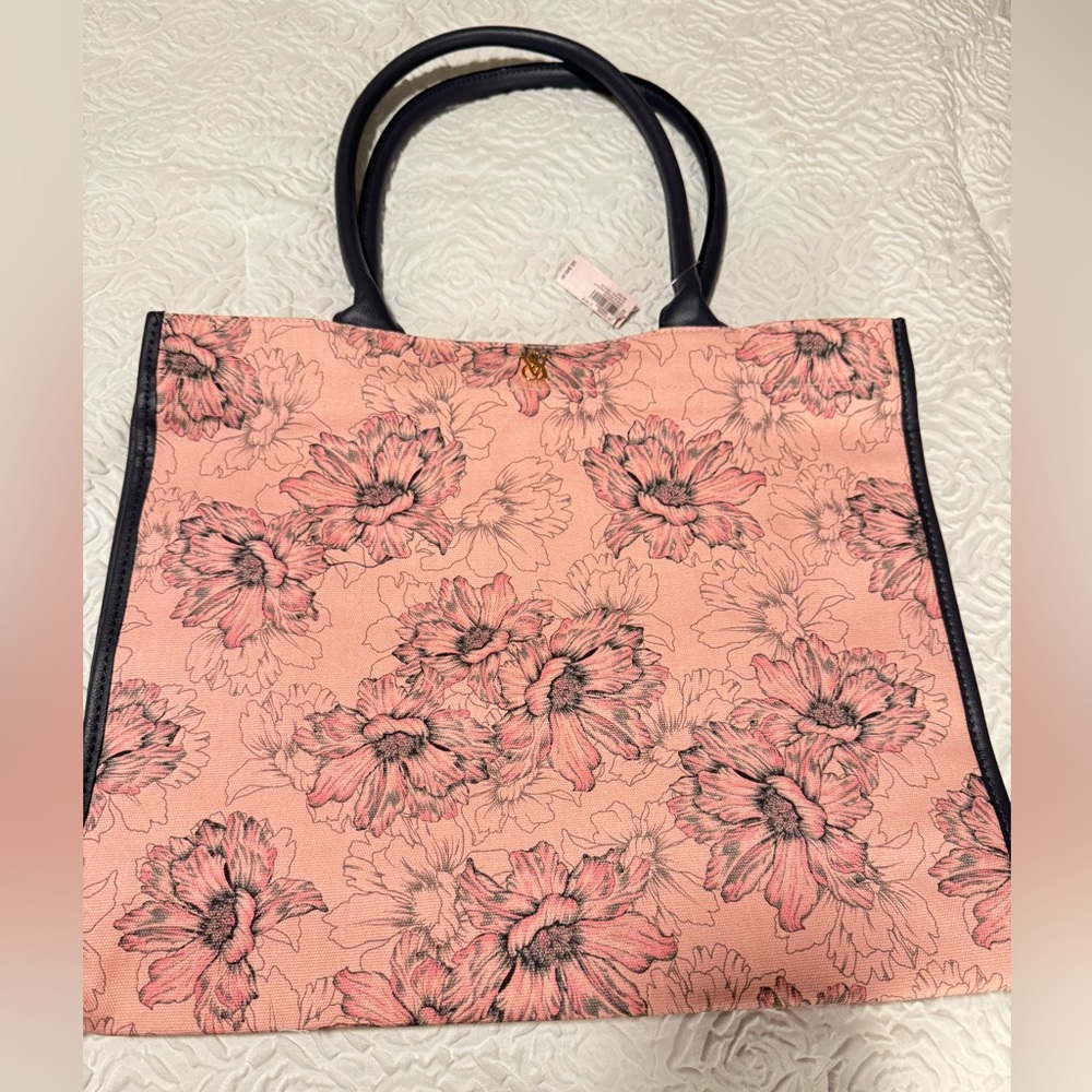 Victoria’s Secret overnight bag